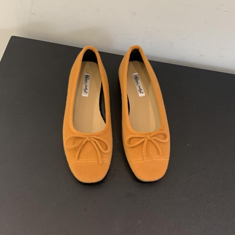 French retro soft-soled single shoes women s shoes 2025 new autumn Korean version flats red bow ballet shoes 40
French retro soft-soled single shoes women s shoes 2025 new autumn Korean version flats red bow ballet shoes 40
