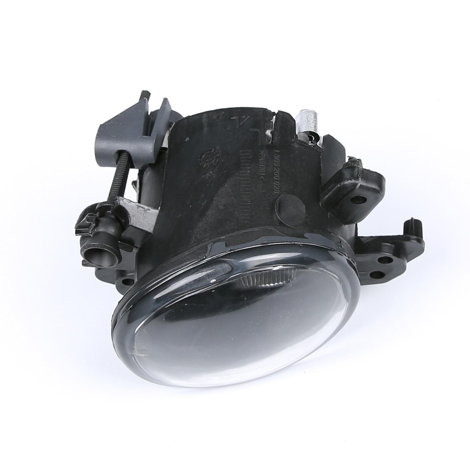 Протитуманна фара передня Mercedes W251/W204/W221/W164 2518200756/2518200856 Сумісна Right single
Протитуманна фара передня Mercedes W251/W204/W221/W164 2518200756/2518200856 Сумісна Right single
