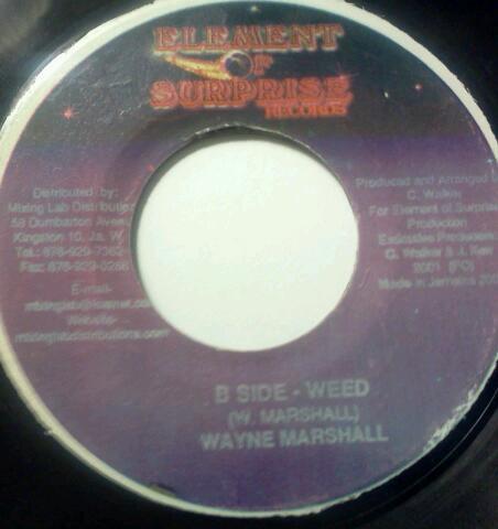 7inch Record SEAN PAUL / WAYNE MARSHALL - Feeling The Vibes / Weed NONE Element Of Surp 2001 Jamaica Reggae, Ska & Dub Used
7inch Record SEAN PAUL / WAYNE MARSHALL - Feeling The Vibes / Weed NONE Element Of Surp 2001 Jamaica Reggae, Ska & Dub Used
