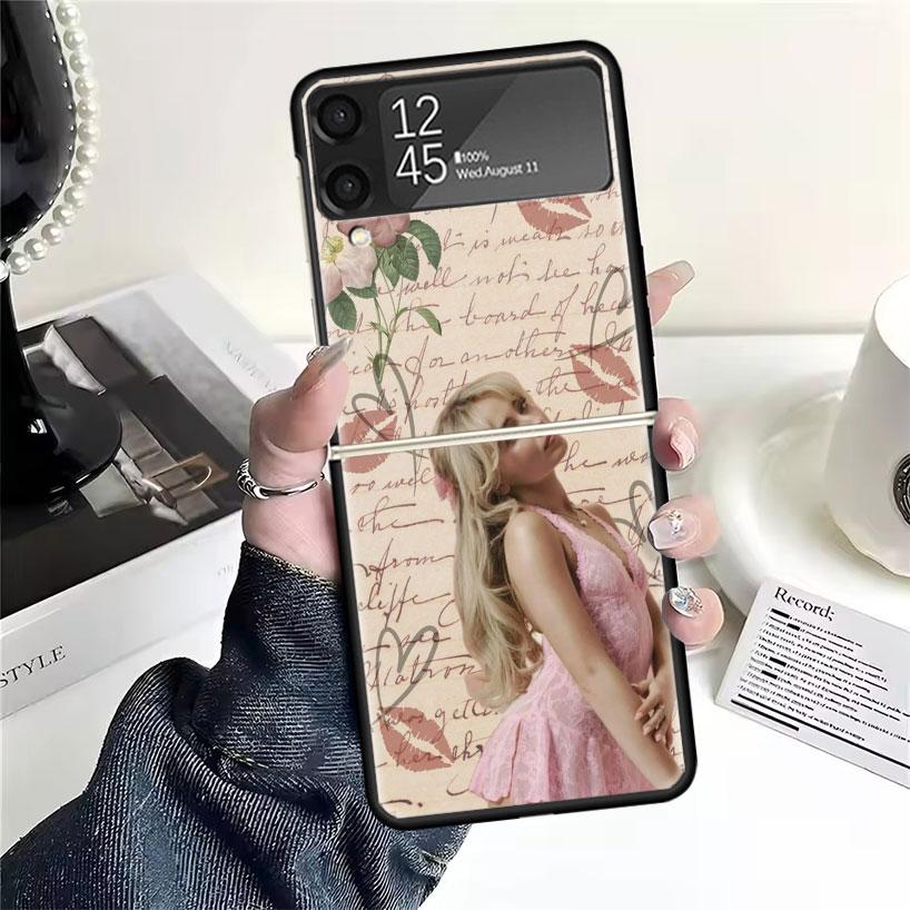 CR66 S-Sabrina C-Carpenter Cases For Samsung Galaxy Z Flip 4 5 6 7 3 Z Flip7 Flip6 Flip4 Flip5 Flip3 5G Hard Shockproof Fundas C Samsung Z Flip
CR66 S-Sabrina C-Carpenter Cases For Samsung Galaxy Z Flip 4 5 6 7 3 Z Flip7 Flip6 Flip4 Flip5 Flip3 5G Hard Shockproof Fundas C Samsung Z Flip