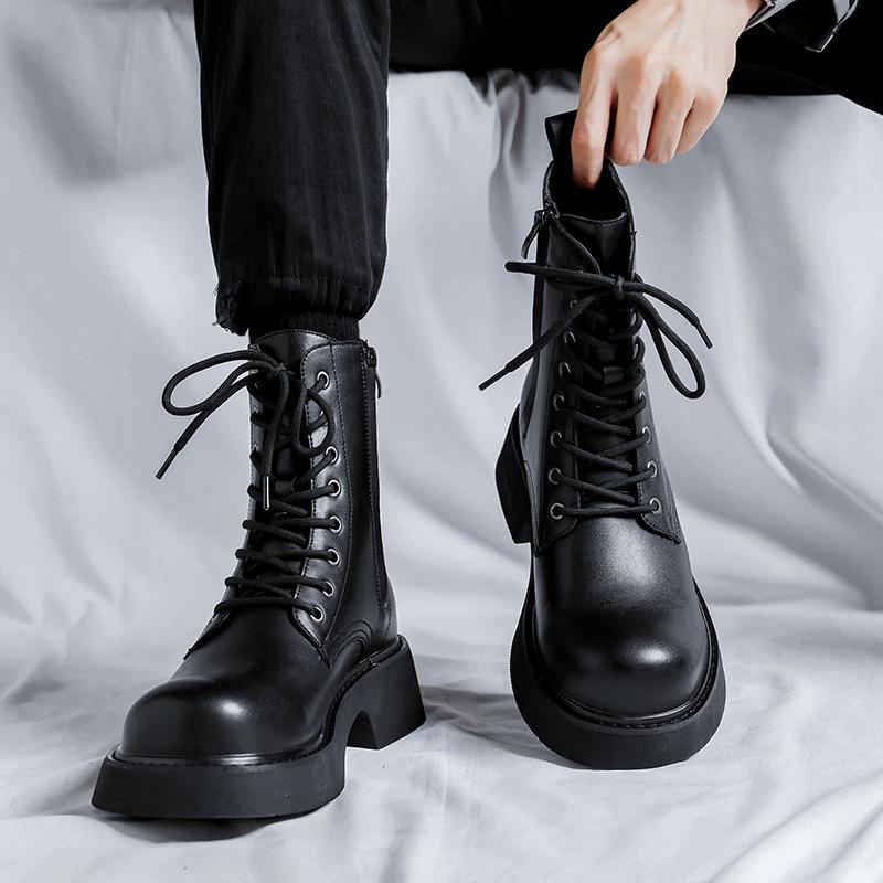 Platform Martin boots men s autumn new British style retro tooling medium help big head boots trend 7365-R 38 чёрный
Platform Martin boots men s autumn new British style retro tooling medium help big head boots trend 7365-R 38 чёрный