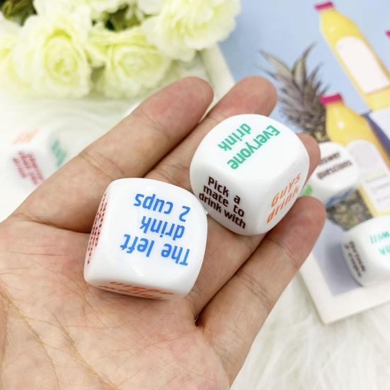 6 шт. игральные кости 25 мм, игральные кости, 6-сторонние разные буквы, гладкие края, круглый угол, забавные акриловые игральные кости для вечеринок
6 шт. игральные кости 25 мм, игральные кости, 6-сторонние разные буквы, гладкие края, круглый угол, забавные акриловые игральные кости для вечеринок