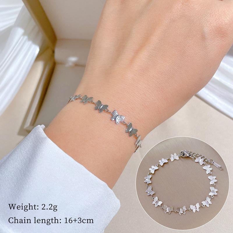 Dongmen Personalized Minimalist Wind Pattern Butterfly Chain Bracelet Female Retro Girlfriend
Dongmen Personalized Minimalist Wind Pattern Butterfly Chain Bracelet Female Retro Girlfriend