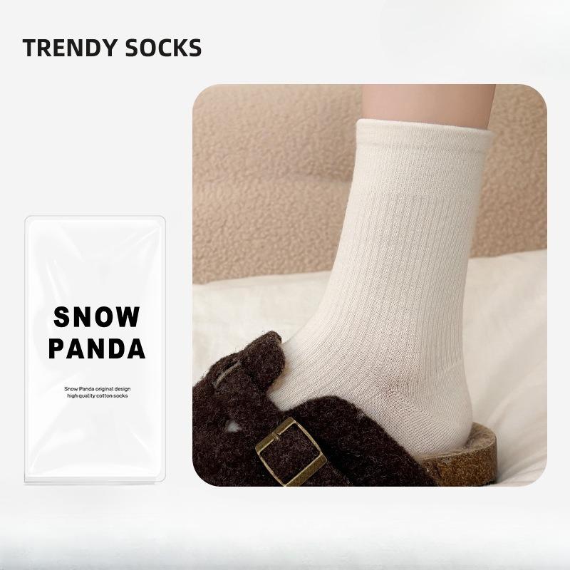 Wool Socks - Trendy Autumn-winter Color Double-needle Mid-calf Socks with Boodles Shoes for Warmth and Layering Effect 1 pair
Wool Socks - Trendy Autumn-winter Color Double-needle Mid-calf Socks with Boodles Shoes for Warmth and Layering Effect 1 pair