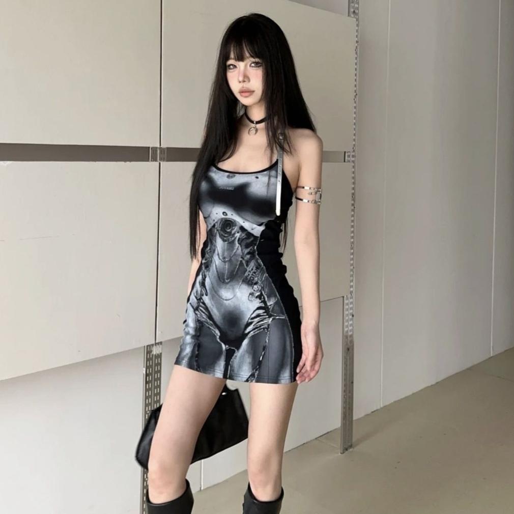 Платье-майка без рукавов Женское панк-халат Винтажный принт Harajuku Мини Эстетика Y2k Базовые платья-карандаш Лето S
Платье-майка без рукавов Женское панк-халат Винтажный принт Harajuku Мини Эстетика Y2k Базовые платья-карандаш Лето S