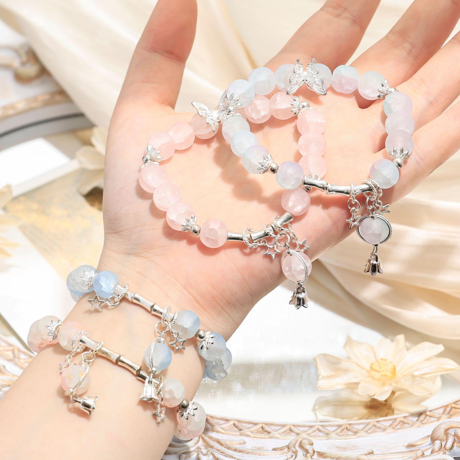 New Moon Star Glass Bracelet Female ins Niche Design Butterfly Star Girlfriend Student Bracelet Premium Boudoir
New Moon Star Glass Bracelet Female ins Niche Design Butterfly Star Girlfriend Student Bracelet Premium Boudoir