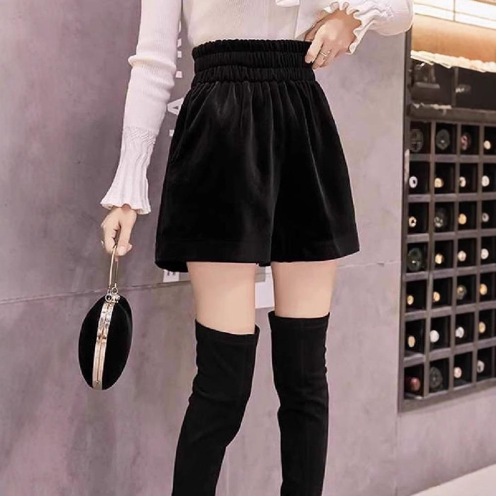 Women s High Waist Black Gold Velvet Bootcut Shorts in Coffee Color for Autumn and Winter XL
Women s High Waist Black Gold Velvet Bootcut Shorts in Coffee Color for Autumn and Winter XL