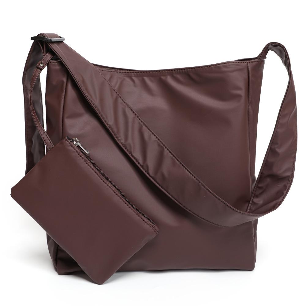 Bags niche armpit bags Guangzhou women s bags large-capacity soft leather commuting shoulder bags are essential for commuting кавовий
Bags niche armpit bags Guangzhou women s bags large-capacity soft leather commuting shoulder bags are essential for commuting кавовий