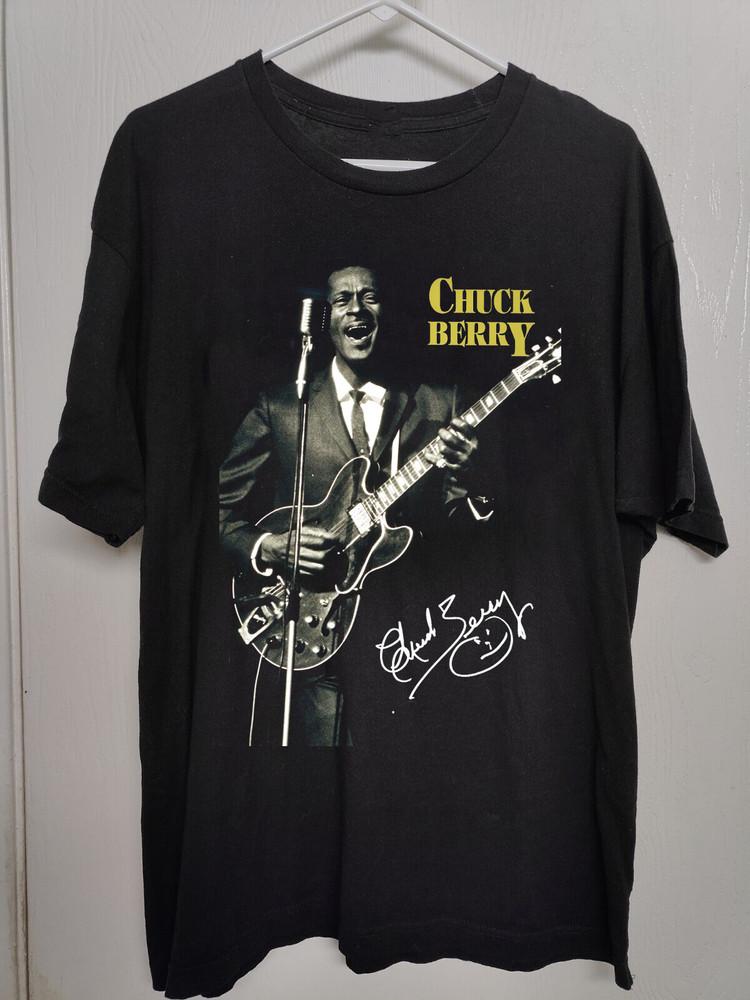 Rare Chuck Berry Classic Live Concert T Shirt Black All Size Gift Fan Unisex T-Shirt XXXL
Rare Chuck Berry Classic Live Concert T Shirt Black All Size Gift Fan Unisex T-Shirt XXXL