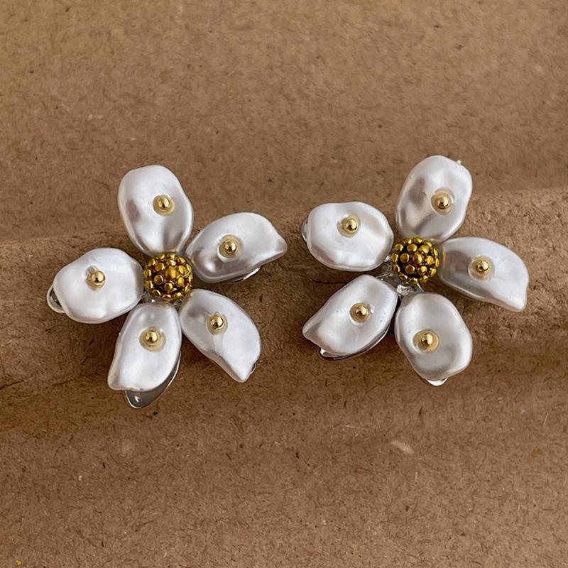 French Metal Beads Baroque Pearl Stud Earrings for Women Elegant Luxury Irregular Earrings Ceremonial Dress Jewelry Accessories
French Metal Beads Baroque Pearl Stud Earrings for Women Elegant Luxury Irregular Earrings Ceremonial Dress Jewelry Accessories