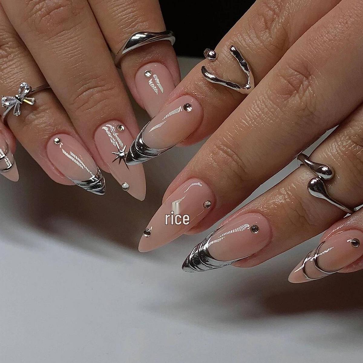 Trendy European & American French Press-On Nails - Simple, Stylish Nail Art Patches
Trendy European & American French Press-On Nails - Simple, Stylish Nail Art Patches