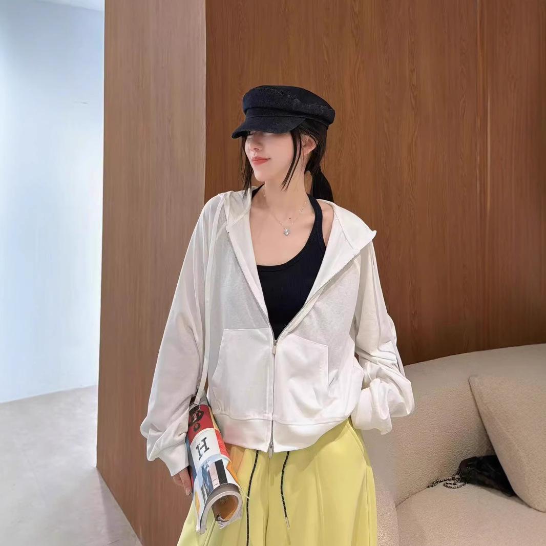 Women s Casual Hooded Zip-Up Jacket with Drawstring and Shoulder Line Design - 2025 Spring Collection Large
Women s Casual Hooded Zip-Up Jacket with Drawstring and Shoulder Line Design - 2025 Spring Collection Large