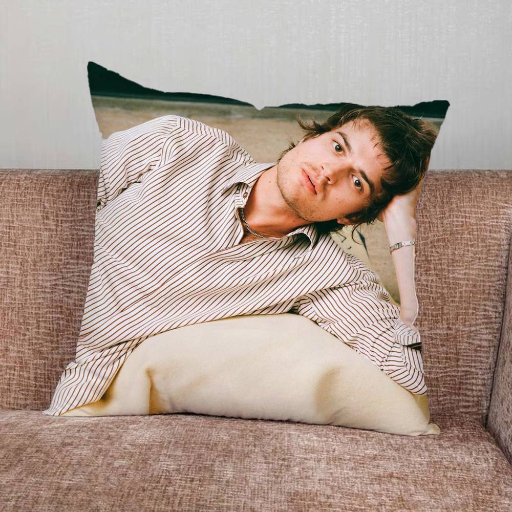 JJoe Actor KKeery Creative patterned pillowcases for interior decoration office living room home 30x30cm 12x12in
JJoe Actor KKeery Creative patterned pillowcases for interior decoration office living room home 30x30cm 12x12in