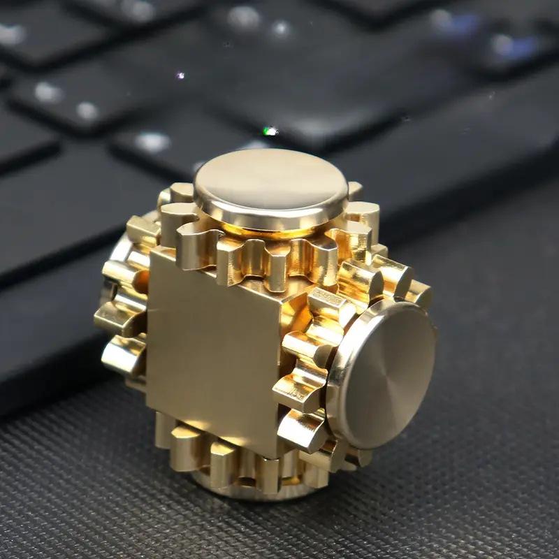 Brass Four-Tooth Magic Cube Gear Spinner: Decompression Toy for Kids and Adults латунний
Brass Four-Tooth Magic Cube Gear Spinner: Decompression Toy for Kids and Adults латунний