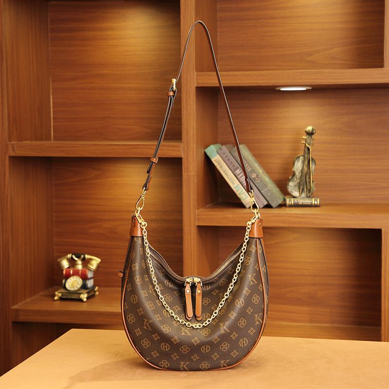 Premium temperament print contrasting color presbyopia one shoulder underarm crescent tote bar commuter retro presbyopia lady коричневый
Premium temperament print contrasting color presbyopia one shoulder underarm crescent tote bar commuter retro presbyopia lady коричневый