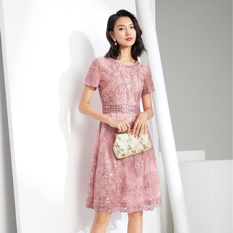 Женские вечерние платья и платья для мамы больших размеров с вышивкой для весны/лета XXXL
Женские вечерние платья и платья для мамы больших размеров с вышивкой для весны/лета XXXL