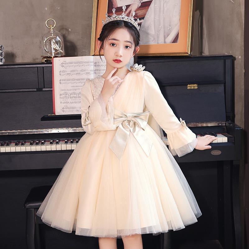 Платье принцессы с длинными рукавами для девочек – Коллекция Осень/Зима 2023 140 cm
Платье принцессы с длинными рукавами для девочек – Коллекция Осень/Зима 2023 140 cm