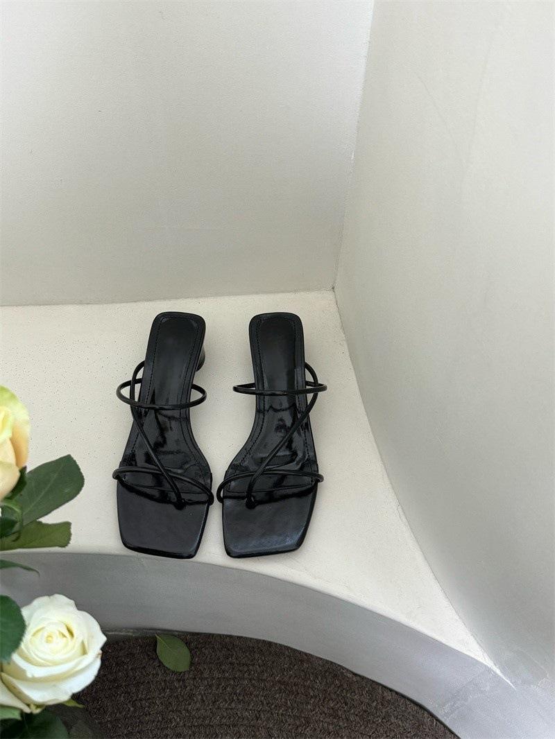 Premium temperament toe cool slippers fairy shoes outer wear 2025 summer new medium and high heel sandals 35 чёрный
Premium temperament toe cool slippers fairy shoes outer wear 2025 summer new medium and high heel sandals 35 чёрный