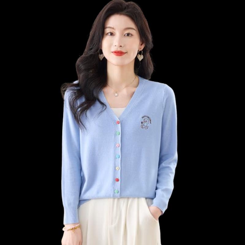 SNOWFLYING Women s Bear V-Neck Knitted Cardigan L
SNOWFLYING Women s Bear V-Neck Knitted Cardigan L