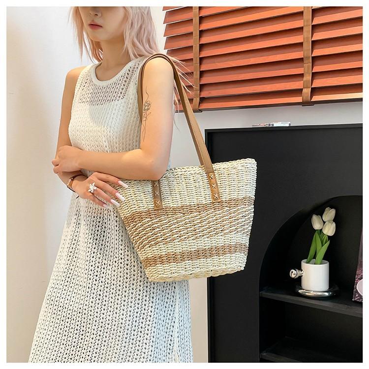 Woven bag women s bag 2025 new fashion casual large capacity beach bag handbag shoulder bag niche women
Woven bag women s bag 2025 new fashion casual large capacity beach bag handbag shoulder bag niche women
