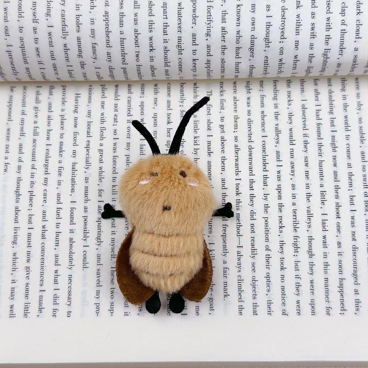 Cartoon Plush Cockroach Pendant Bag Charm Ornament Doll Toy Bead Chain Style
Cartoon Plush Cockroach Pendant Bag Charm Ornament Doll Toy Bead Chain Style