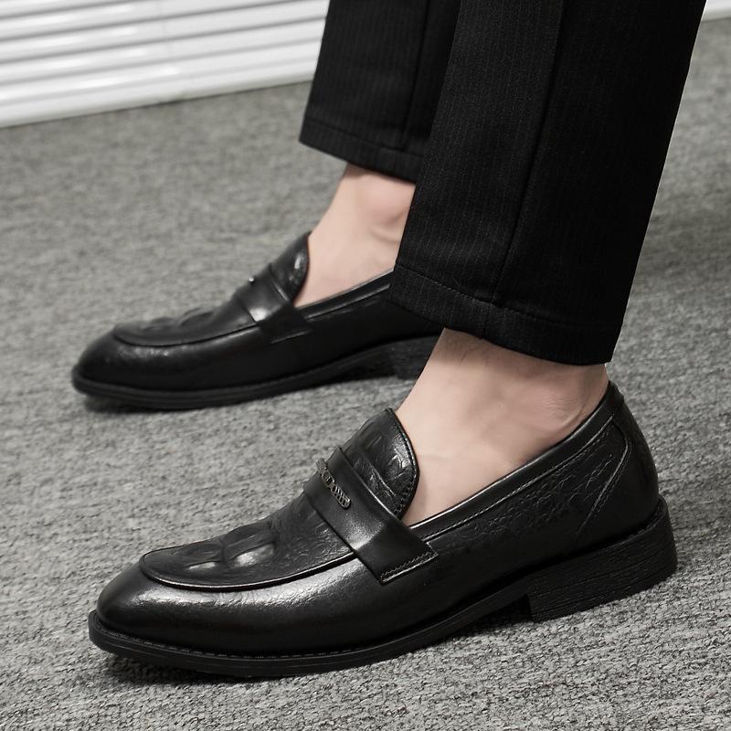 Spring and autumn business casual leather shoes men s cowhide breathable soft sole men s work daily men s shoes 35
Spring and autumn business casual leather shoes men s cowhide breathable soft sole men s work daily men s shoes 35