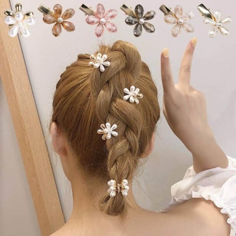 Classic pearl flower pin Crystal-Beige
Classic pearl flower pin Crystal-Beige