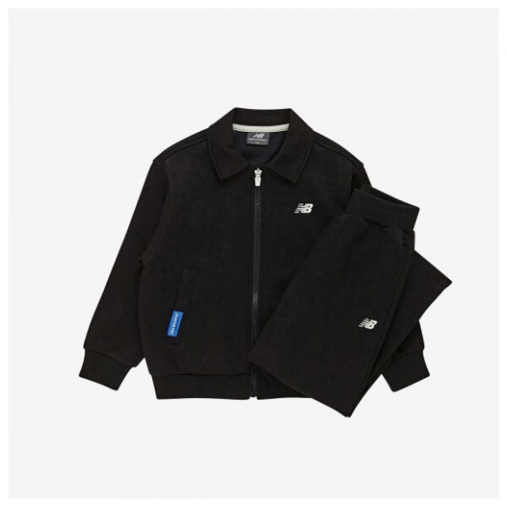 New Balance Комплект ошейника Skies Essential Color Full Zip Up Nk9yf1103 (19)Black/130
New Balance Комплект ошейника Skies Essential Color Full Zip Up Nk9yf1103 (19)Black/130