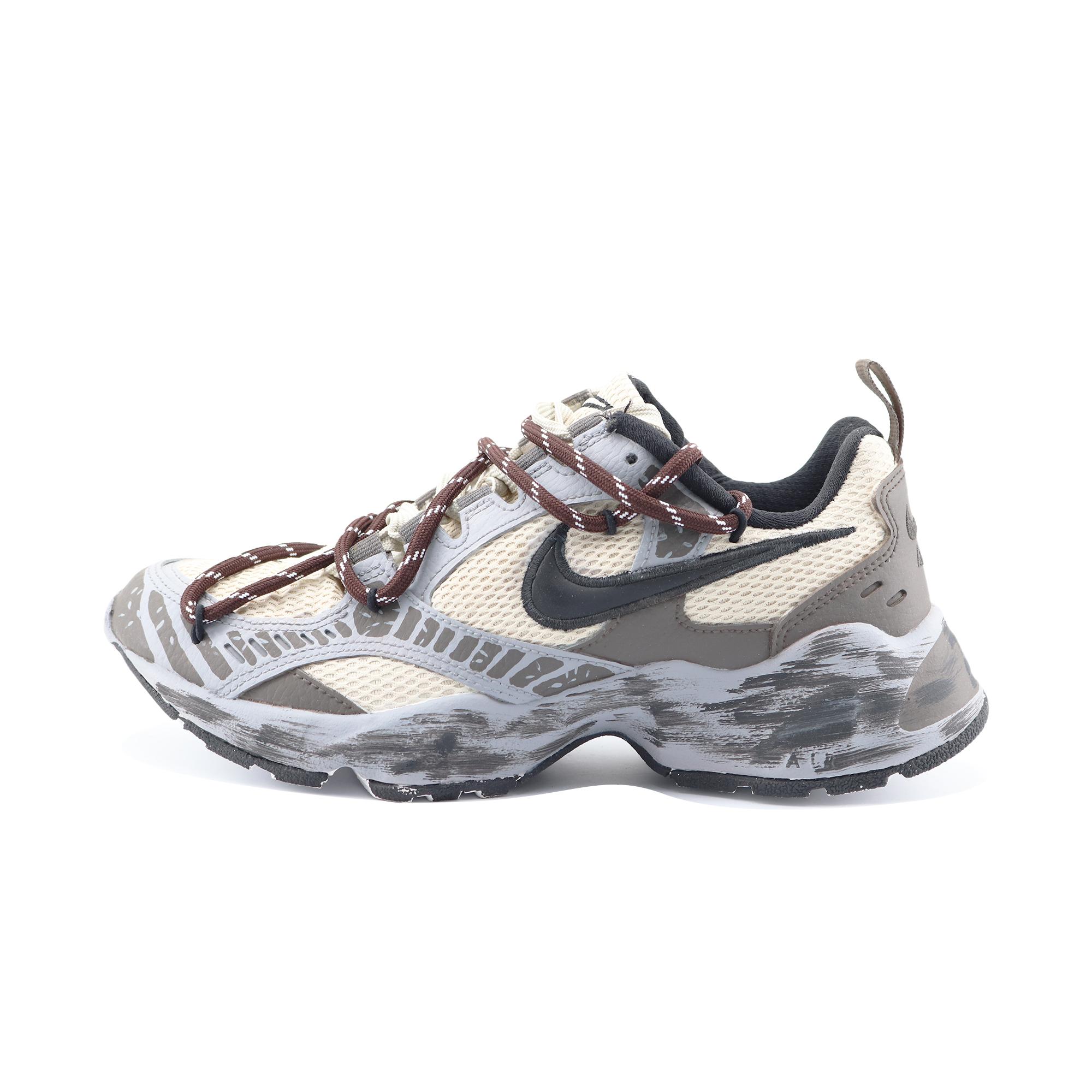 Nike Air Heights Filled Dark Chocolate Fabric Low top Casual Shoes Women s Gray CI0603-102(Team222-0 36.5
Nike Air Heights Filled Dark Chocolate Fabric Low top Casual Shoes Women s Gray CI0603-102(Team222-0 36.5
