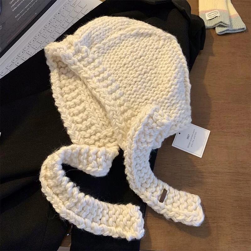Women s Winter Knitted Trapper Hat with Scarf
Women s Winter Knitted Trapper Hat with Scarf