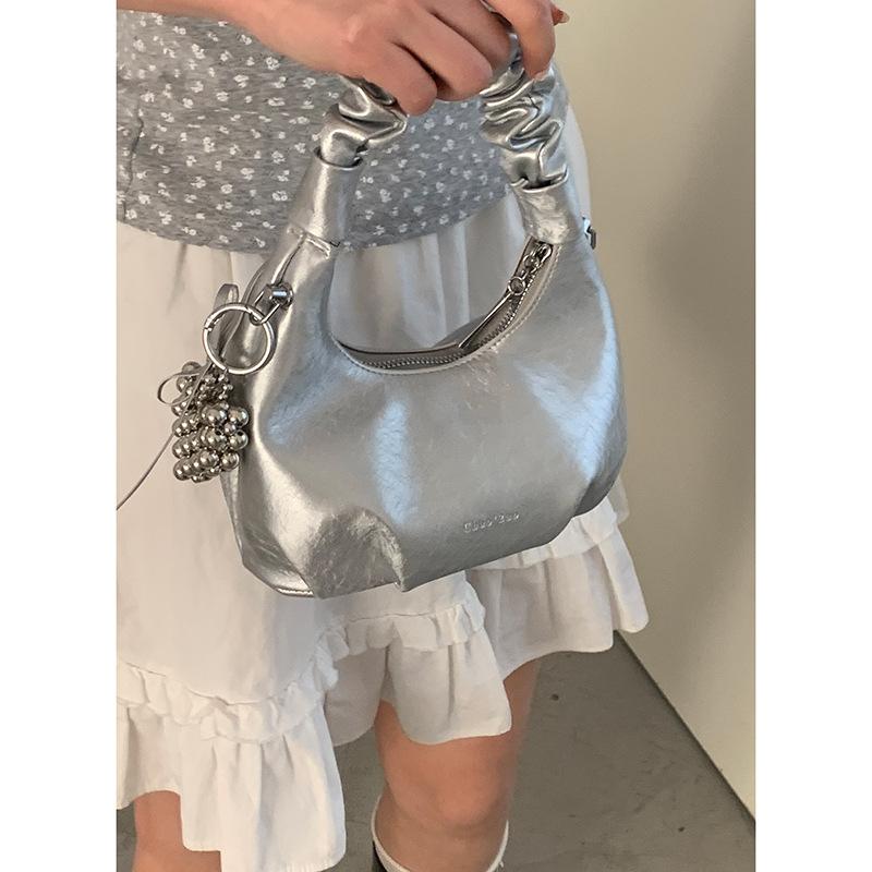 Нишевая текстурная плиссированная женская сумка-тоут, новая простая сумка под мышкой, модная цепочка, на плечо, мессенджер
Нишевая текстурная плиссированная женская сумка-тоут, новая простая сумка под мышкой, модная цепочка, на плечо, мессенджер