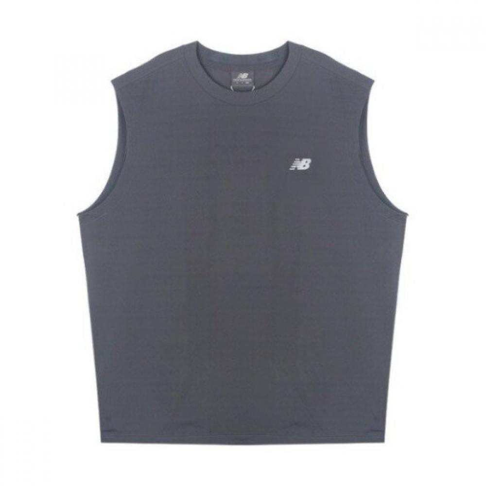 New Balance Sleeveless Ice Big Logo Rqk Nbngfco303 60 Uni Black series/100
New Balance Sleeveless Ice Big Logo Rqk Nbngfco303 60 Uni Black series/100