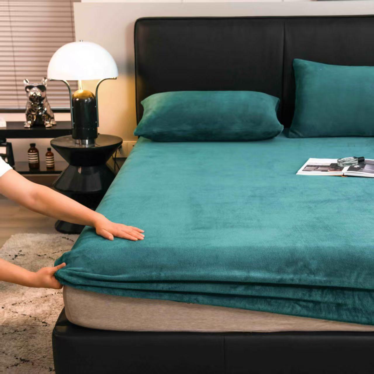 Теплая плюшевая простыня на резинке, эластичный чехол для матраса, бархатное покрывало для кровати, полный комплект, зимнее мягкое семейное двуспальное постельное белье 120/150/180x200см 2xPillowcase NOSHEET
Теплая плюшевая простыня на резинке, эластичный чехол для матраса, бархатное покрывало для кровати, полный комплект, зимнее мягкое семейное двуспальное постельное белье 120/150/180x200см 2xPillowcase NOSHEET