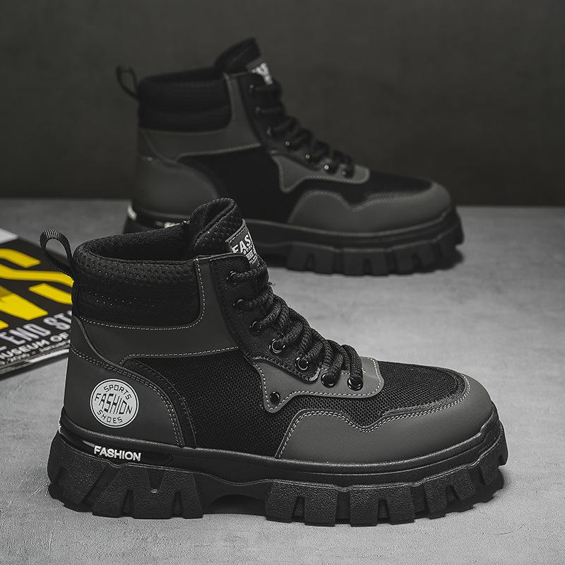 Men s shoes autumn 2024 new men s Martin boots trendy versatile tooling shoes non-slip and wear-resistant thick-soled high-top boots 39
Men s shoes autumn 2024 new men s Martin boots trendy versatile tooling shoes non-slip and wear-resistant thick-soled high-top boots 39
