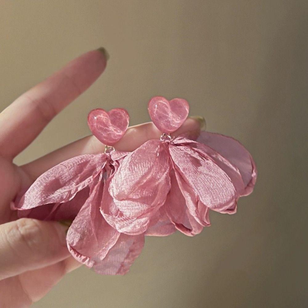 Flower Shape Flower Dangle Earrings Korean Eardrop Earrings High Quality Woman Ear Studs Woman Woman Ear Studs
Flower Shape Flower Dangle Earrings Korean Eardrop Earrings High Quality Woman Ear Studs Woman Woman Ear Studs