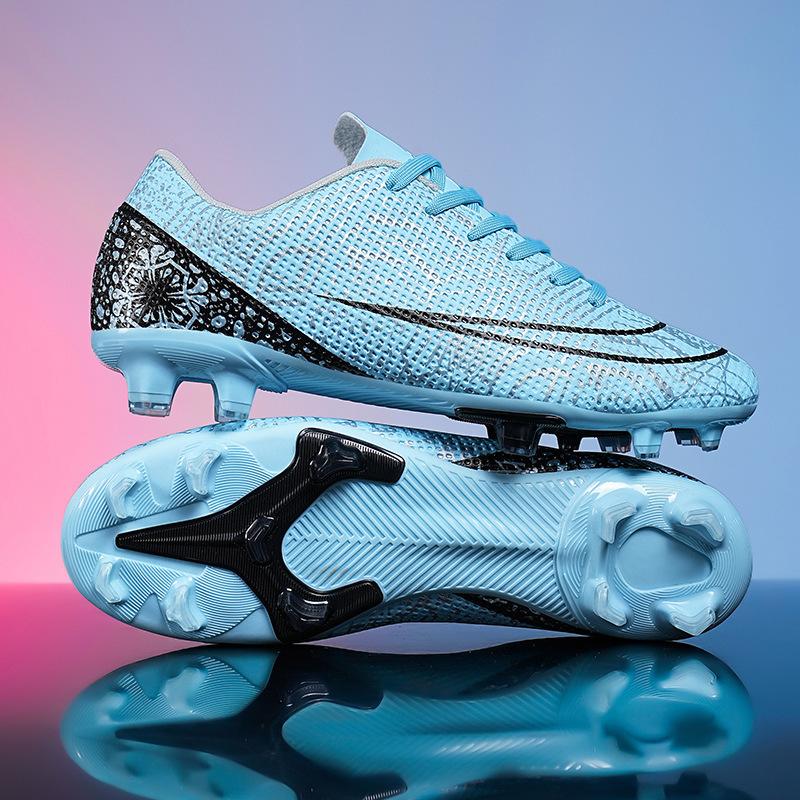 Foreign trade new children s Velcro long nails broken nails shoes children s football shoes glue nails C Luo training large size Jinjiang shoes 31
Foreign trade new children s Velcro long nails broken nails shoes children s football shoes glue nails C Luo training large size Jinjiang shoes 31