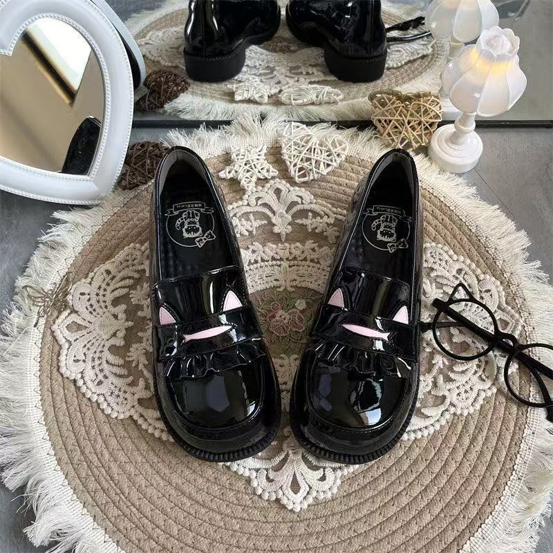 Leather Shoes with Thick Soles, Elongated Round Toes, and Super Soft Materials 35 чёрный
Leather Shoes with Thick Soles, Elongated Round Toes, and Super Soft Materials 35 чёрный