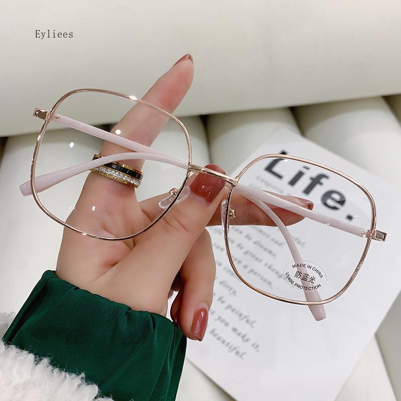 Round Shape Frame Eyeglasses for Men Vintage Retro Style Women s Glasses Blue Light Blocking Men s Glass gafas hombre
Round Shape Frame Eyeglasses for Men Vintage Retro Style Women s Glasses Blue Light Blocking Men s Glass gafas hombre