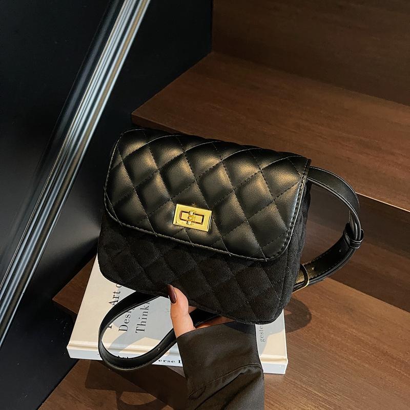 Popular retro small square bag women s new diamond embroidery thread shoulder bag niche messenger bag
Popular retro small square bag women s new diamond embroidery thread shoulder bag niche messenger bag