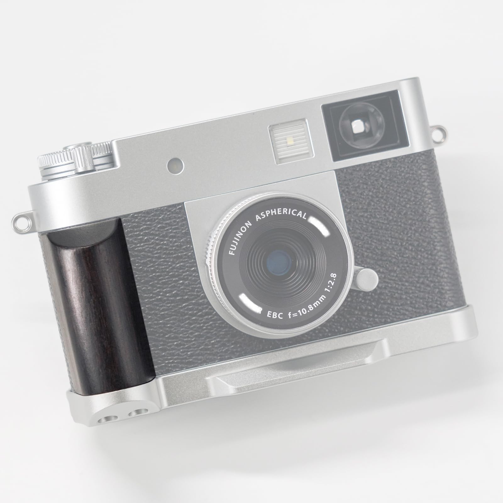 Iborrys Преміум Камера з Масиву Дерева Сумісна з FUJIFILM зі Спеціальним Швидкознімним Руків ям Ручної Роботи Преміум Ретро Натуральне Дерево Ебоні Срібло
Iborrys Преміум Камера з Масиву Дерева Сумісна з FUJIFILM зі Спеціальним Швидкознімним Руків ям Ручної Роботи Преміум Ретро Натуральне Дерево Ебоні Срібло