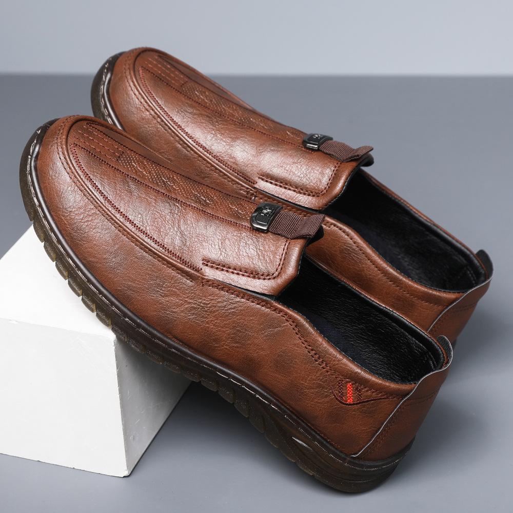 New beef tendon sole handmade online leather shoes men s casual shoes business driving shoes foreign trade shoes men s 44
New beef tendon sole handmade online leather shoes men s casual shoes business driving shoes foreign trade shoes men s 44