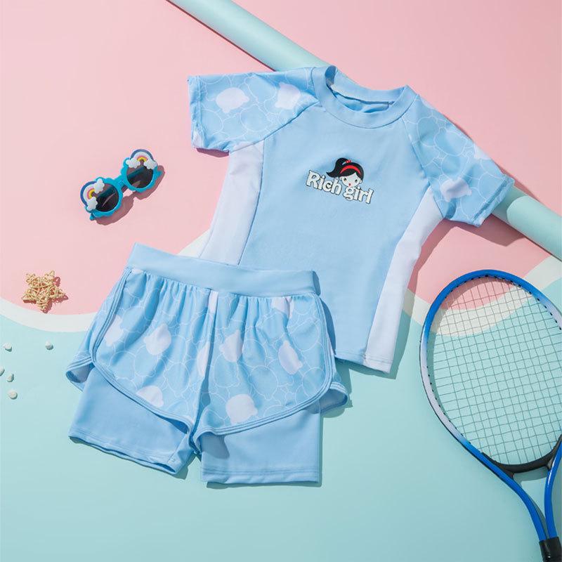 Girls Two-Piece Conservative Swimsuit - Quick-Dry, Sun Protective Swimwear for Middle and Big Kids XL (35-45 jin) синій
Girls Two-Piece Conservative Swimsuit - Quick-Dry, Sun Protective Swimwear for Middle and Big Kids XL (35-45 jin) синій