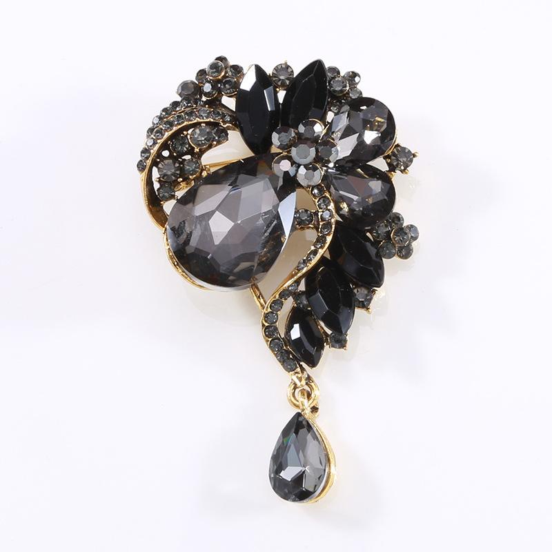 Африканская преувеличенная личность цветная большая хрустальная стеклянная брошь модная брошь женская одежда аксессуары серый
Африканская преувеличенная личность цветная большая хрустальная стеклянная брошь модная брошь женская одежда аксессуары серый