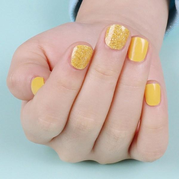 Детские гелевые полоски для ногтей Glossy Blossom Princess Jellica, банановое молоко, 1 шт.
Детские гелевые полоски для ногтей Glossy Blossom Princess Jellica, банановое молоко, 1 шт.