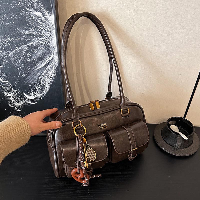 Autumn/Winter 2026 Retro Casual Large Capacity Shoulder Bowling Bag Single Bag кавовий
Autumn/Winter 2026 Retro Casual Large Capacity Shoulder Bowling Bag Single Bag кавовий