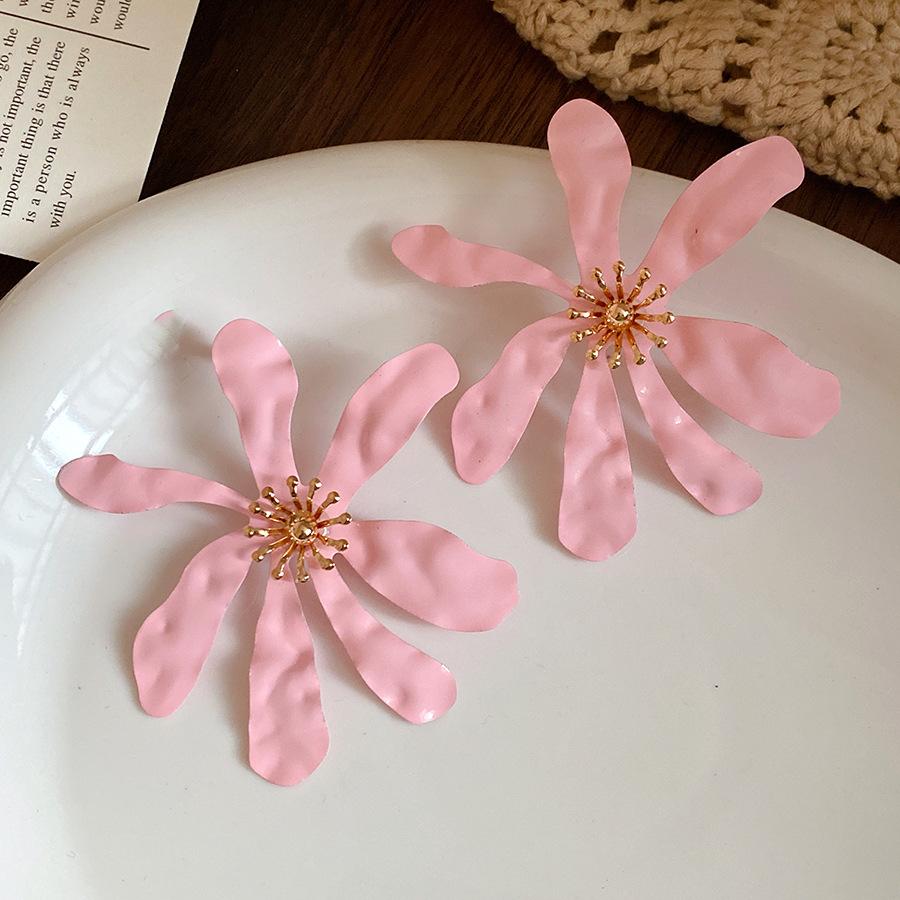 Bubbling beauty~ Spring and summer new travel vacation style exaggerated flower earrings sweet temperament white fairy earrings
Bubbling beauty~ Spring and summer new travel vacation style exaggerated flower earrings sweet temperament white fairy earrings