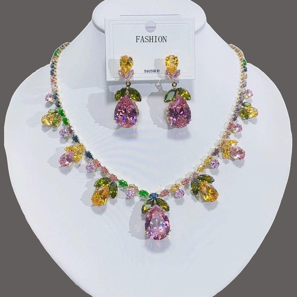 Luxury Waterdrop Pendant Jewelry Set Earring Pink Necklace for Women Bridal Wedding Exquisite Fashion Zircon Party Banquet Gift
Luxury Waterdrop Pendant Jewelry Set Earring Pink Necklace for Women Bridal Wedding Exquisite Fashion Zircon Party Banquet Gift