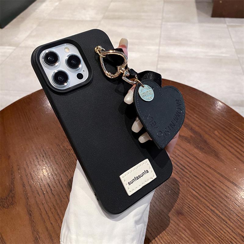 Heart Pendant Leather Case for iPhone 15 Pro Max – Full Coverage and Drop-Proof Protection. iPhone 14 Plus
Heart Pendant Leather Case for iPhone 15 Pro Max – Full Coverage and Drop-Proof Protection. iPhone 14 Plus