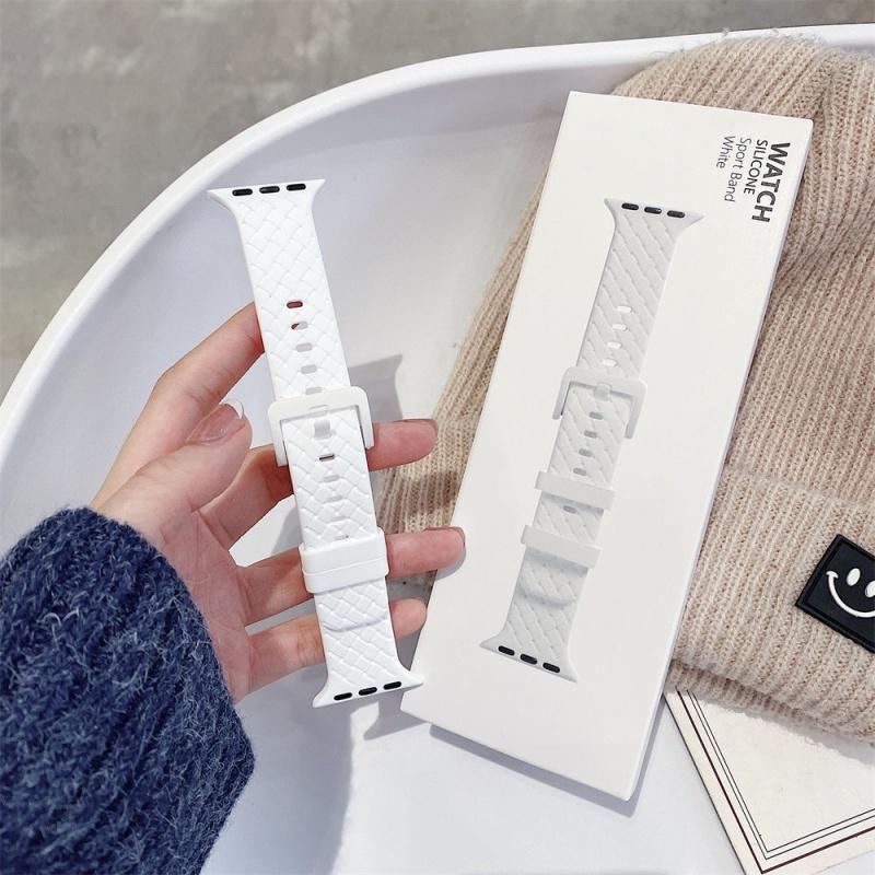 For Apple Watch strap 49mm44mm 40mm45/41mm 42mm 38mm 44mm Plaid silicone strap bracelet iWatch series Ultra Strap 42/44/45/49 mm белый
For Apple Watch strap 49mm44mm 40mm45/41mm 42mm 38mm 44mm Plaid silicone strap bracelet iWatch series Ultra Strap 42/44/45/49 mm белый