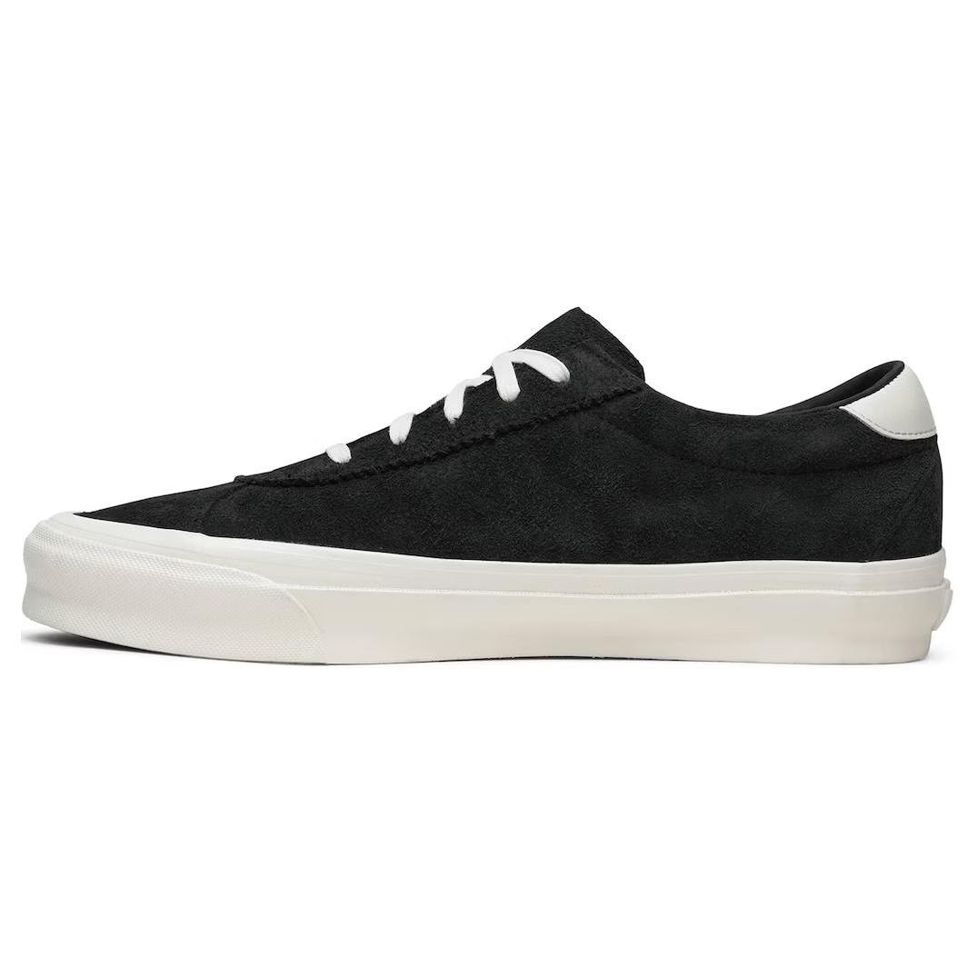 Epoch Blends x Epoch Og Vans Lx Bones VN0A4U1204L 44.5
Epoch Blends x Epoch Og Vans Lx Bones VN0A4U1204L 44.5